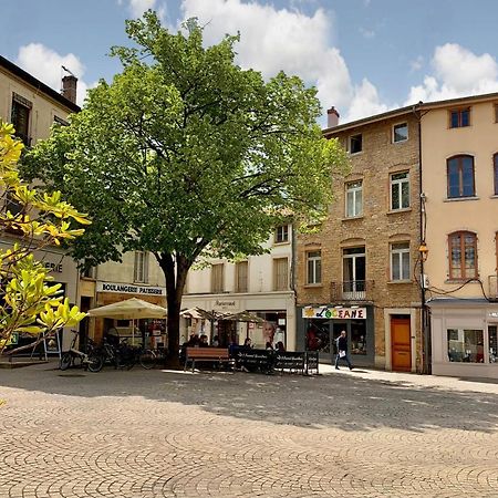 Charmant Appartement Au Coeur De Neuville - Lyon A 20Mn Exteriör bild