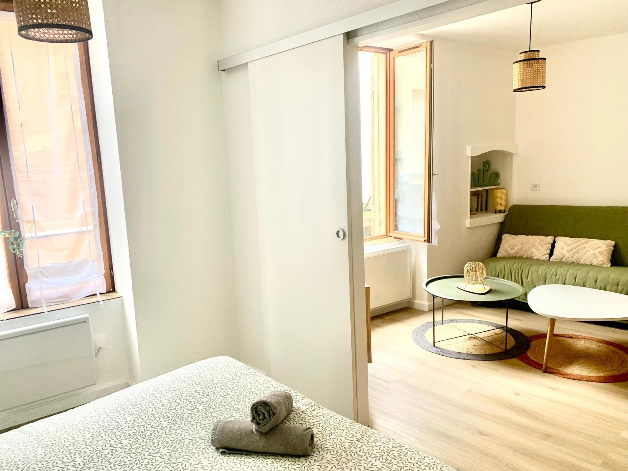 Charmant Appartement Au Coeur De Neuville - Lyon A 20Mn Exteriör bild